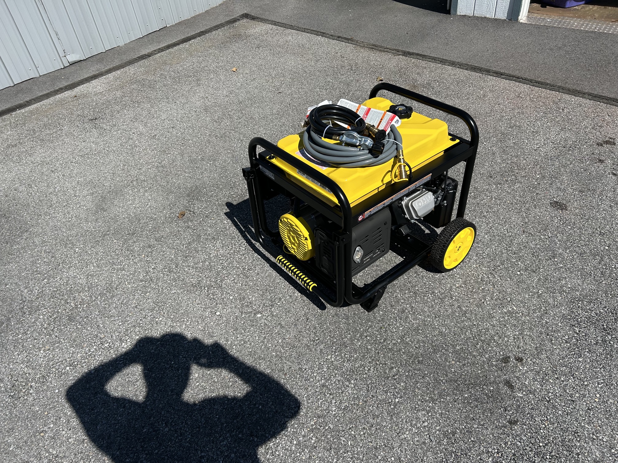 Champion 12,500 W Generator - Image 2